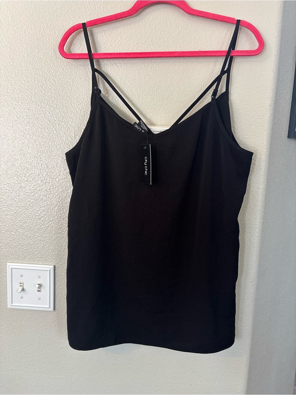 City Chic Black Strappy V-Neck Camisole Top NWT Plus Size 18 / M - Picture 2 of 5